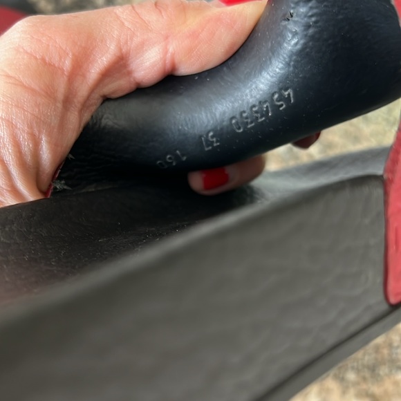 Gucci Guccissima Red Slides - Picture 7 of 7